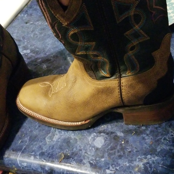 Leather cowboy boots - Picture 3 of 3